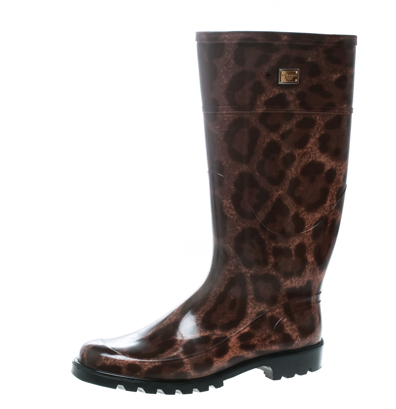 dolce and gabbana leopard boots