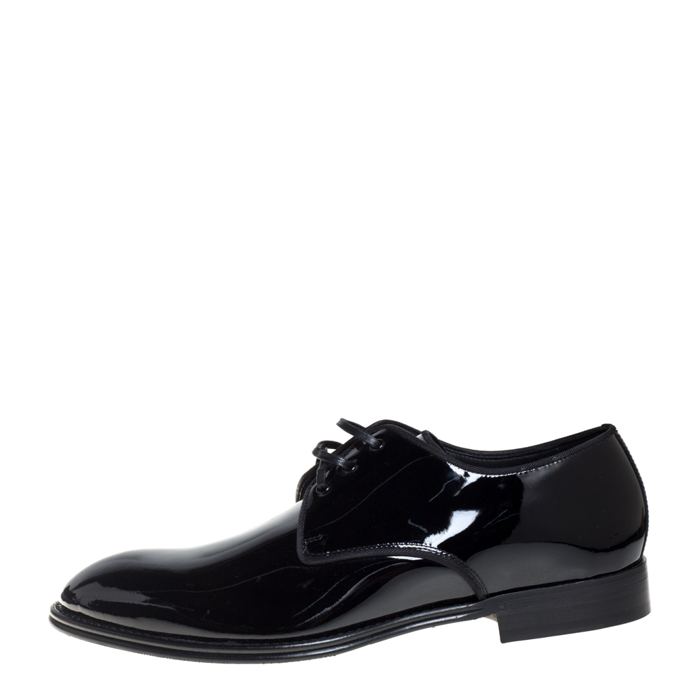 

Dolce & Gabbana Black Patent Leather Derby Size