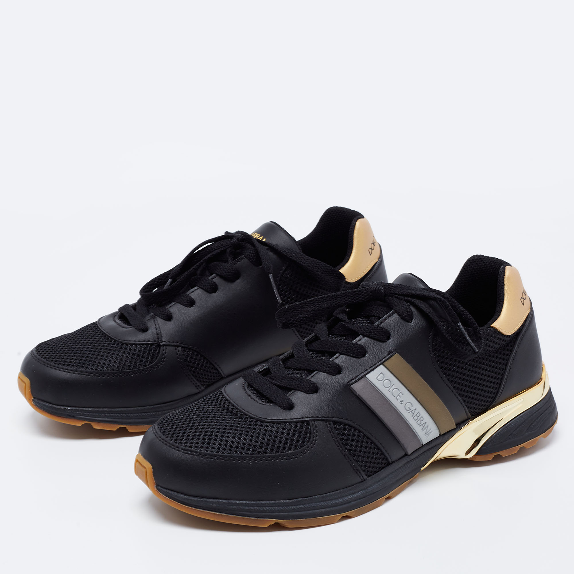 

Dolce & Gabbana Black Leather Low Top Sneakers Size
