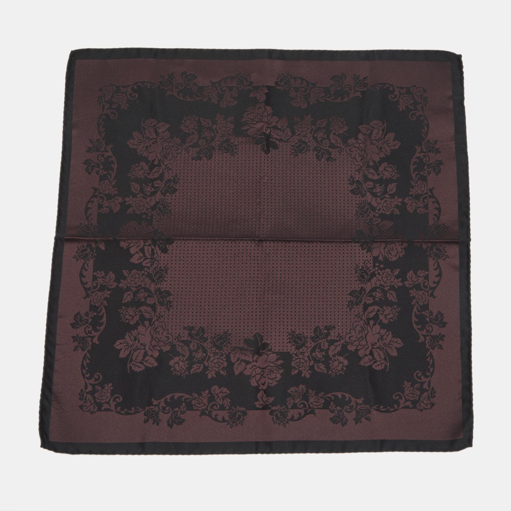 

Dolce & Gabbana Burgundy/Black Jacquard Pocket Square