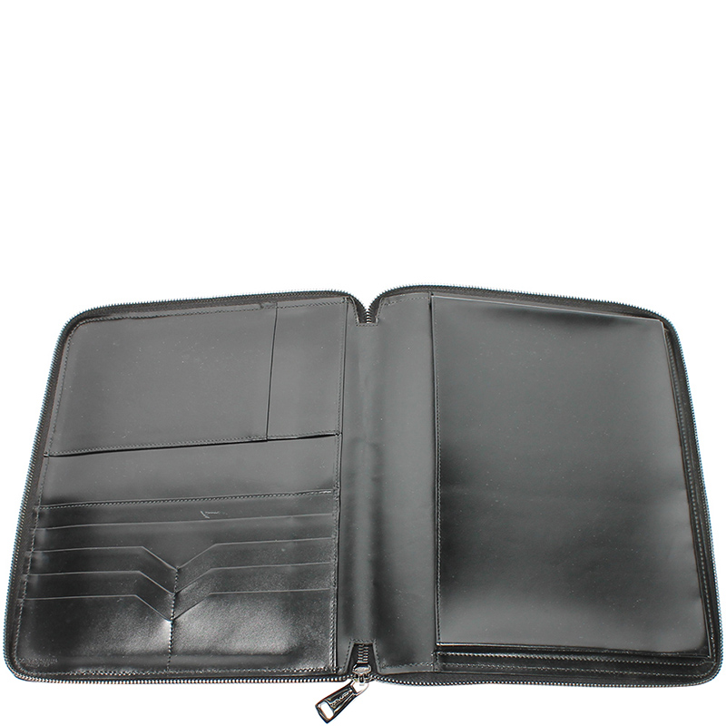

Dolce And Gabbana Black Python Wallet
