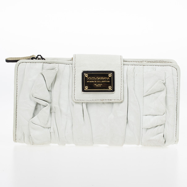 مملوكة مسبقًا Dolce and Gabbana Ruffled White Lambskin Wallet