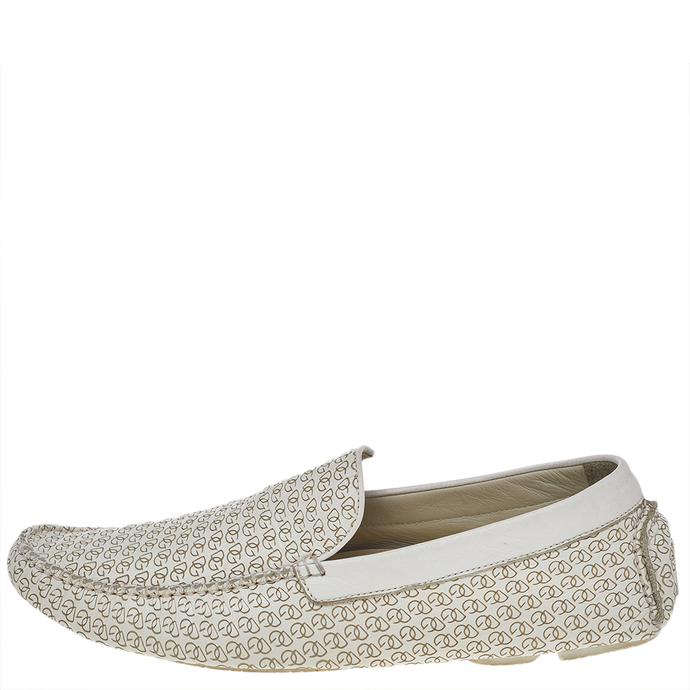 

Dolce & Gabbana White Logo Embossed Leather Slip On Loafers Size