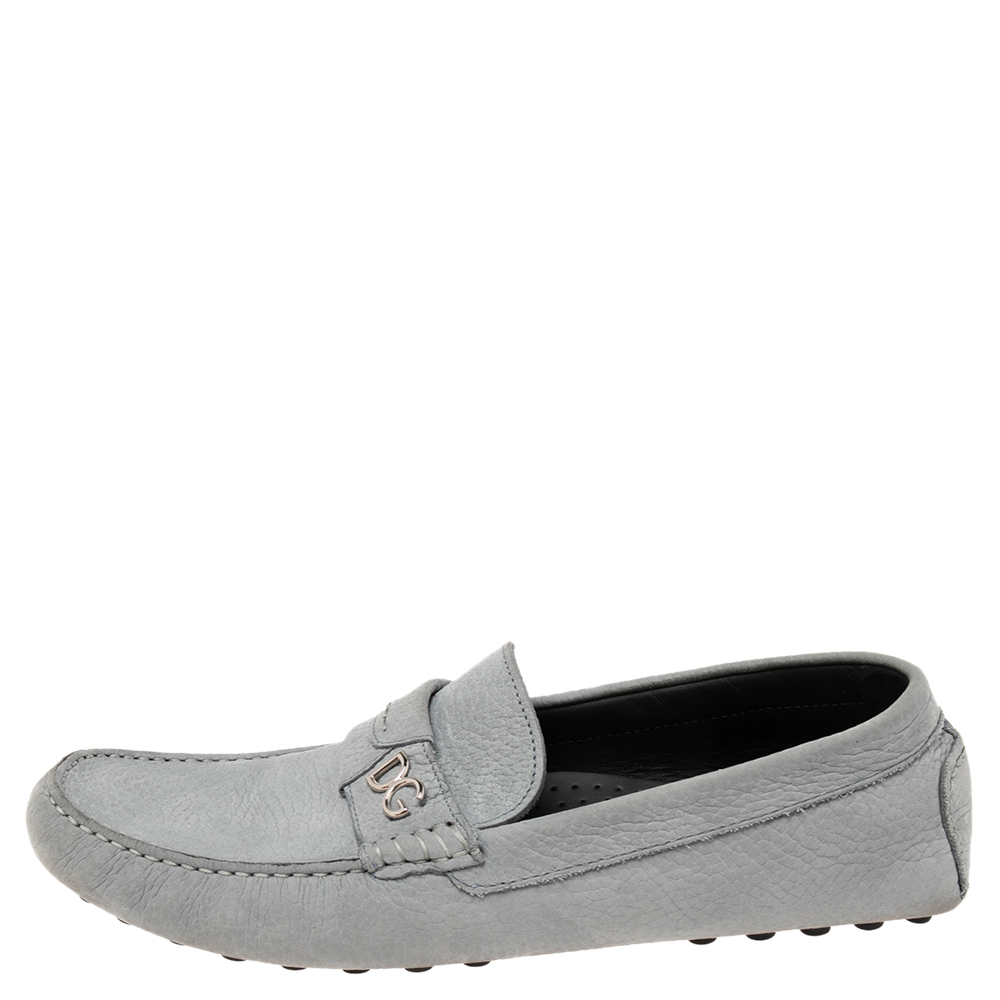 

Dolce & Gabbana Grey Leather DG Logo Loafers Size