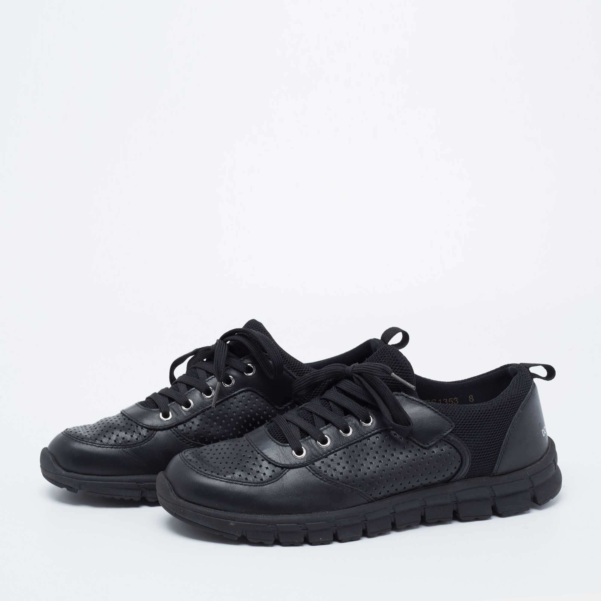 

Dolce & Gabbana Black Leather Low Top Sneakers Size