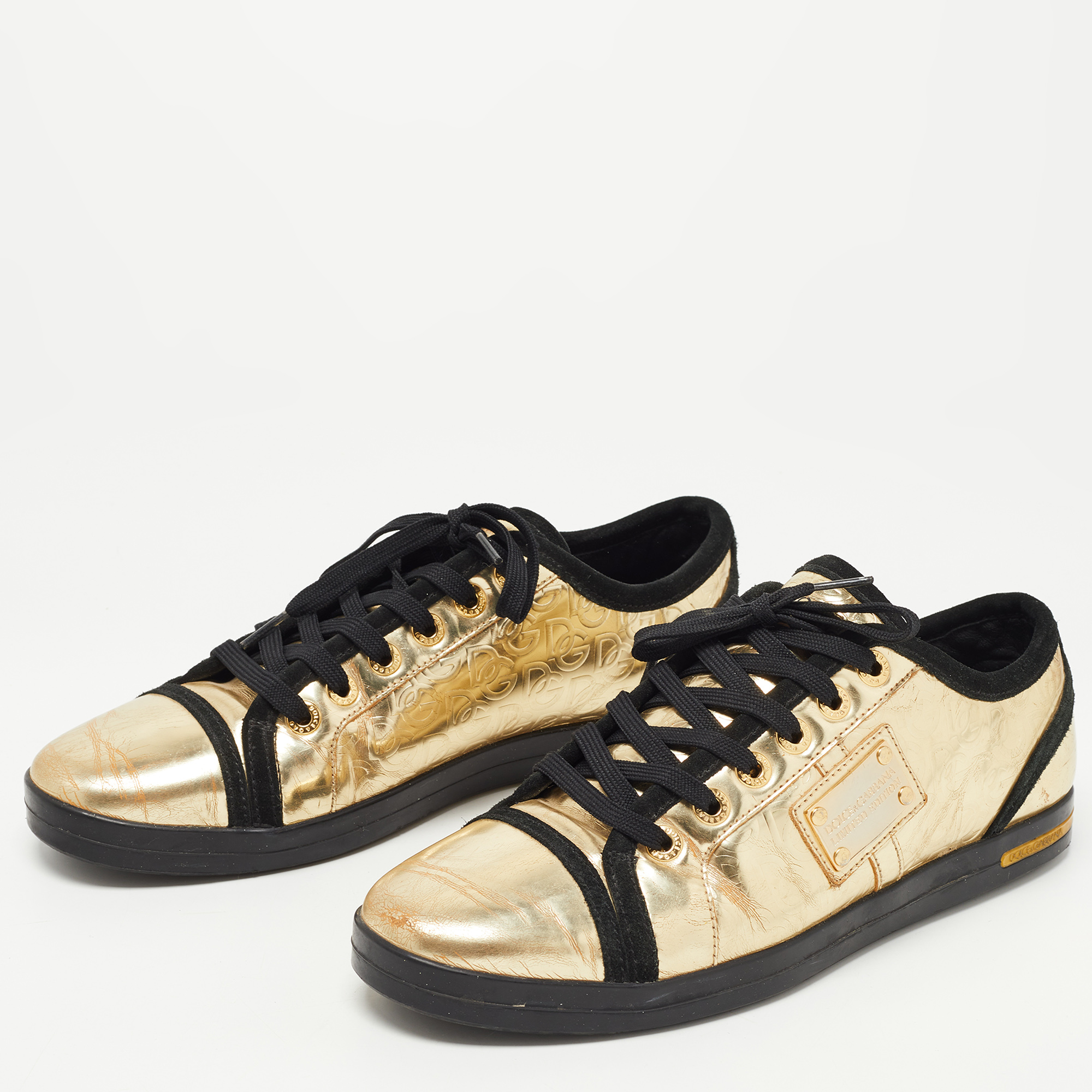

Dolce & Gabbana Gold Leather Logo Plaque Low Top Sneakers Size