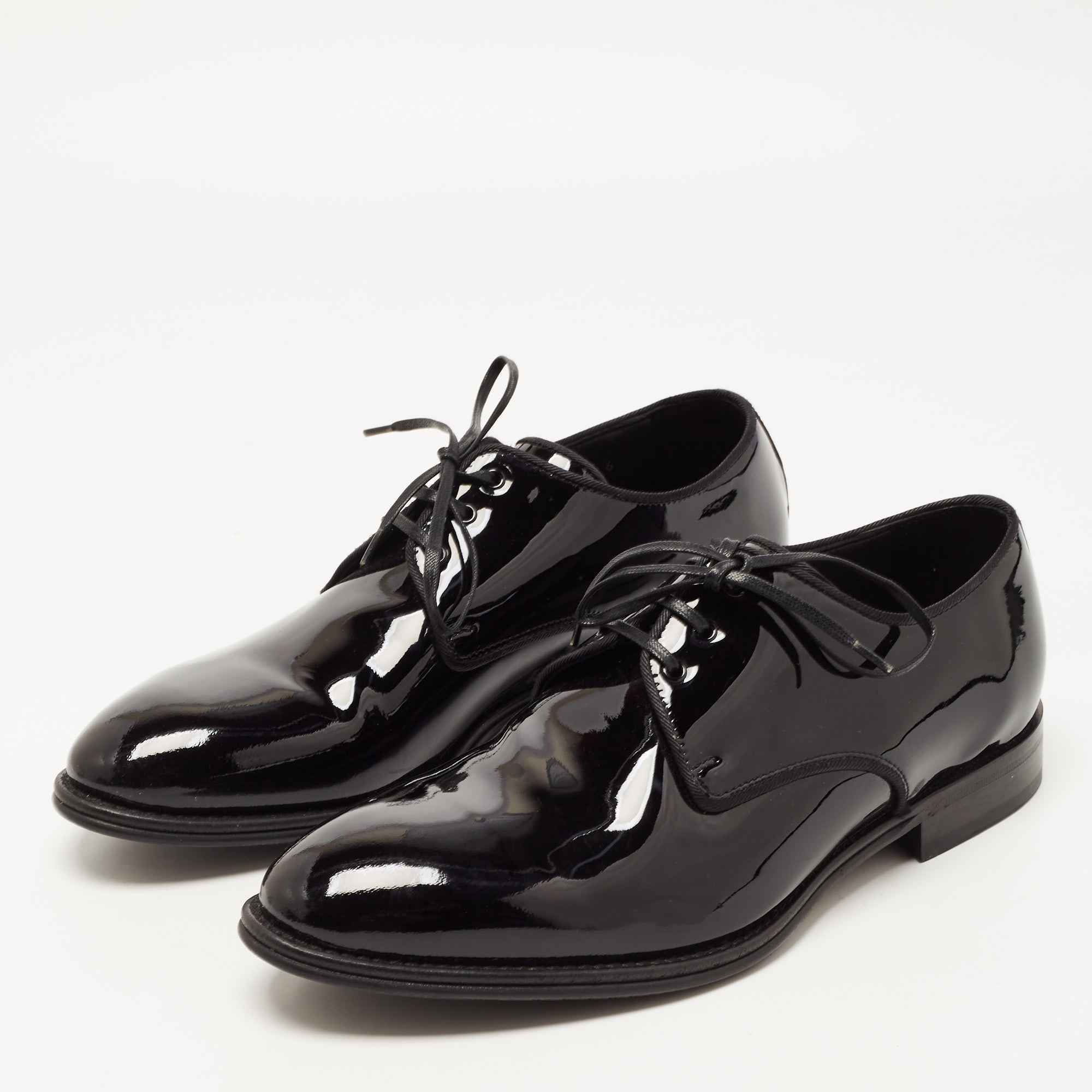 

Dolce & Gabbana Black Patent Leather Lace Up Derby Size