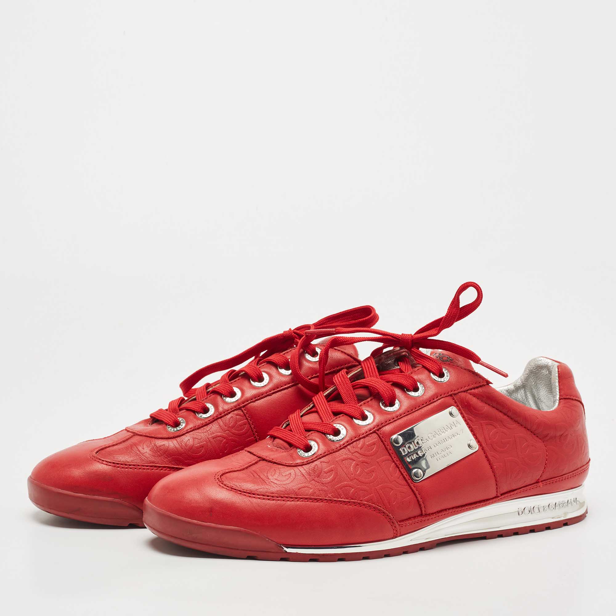 

Dolce & Gabbana Red Logo Embossed Leather Low Top Sneakers Size