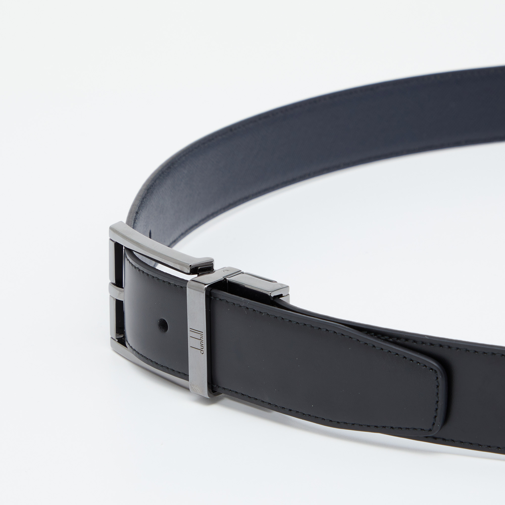 

Dunhill Black/Navy Blue Leather Reversible Buckle Belt