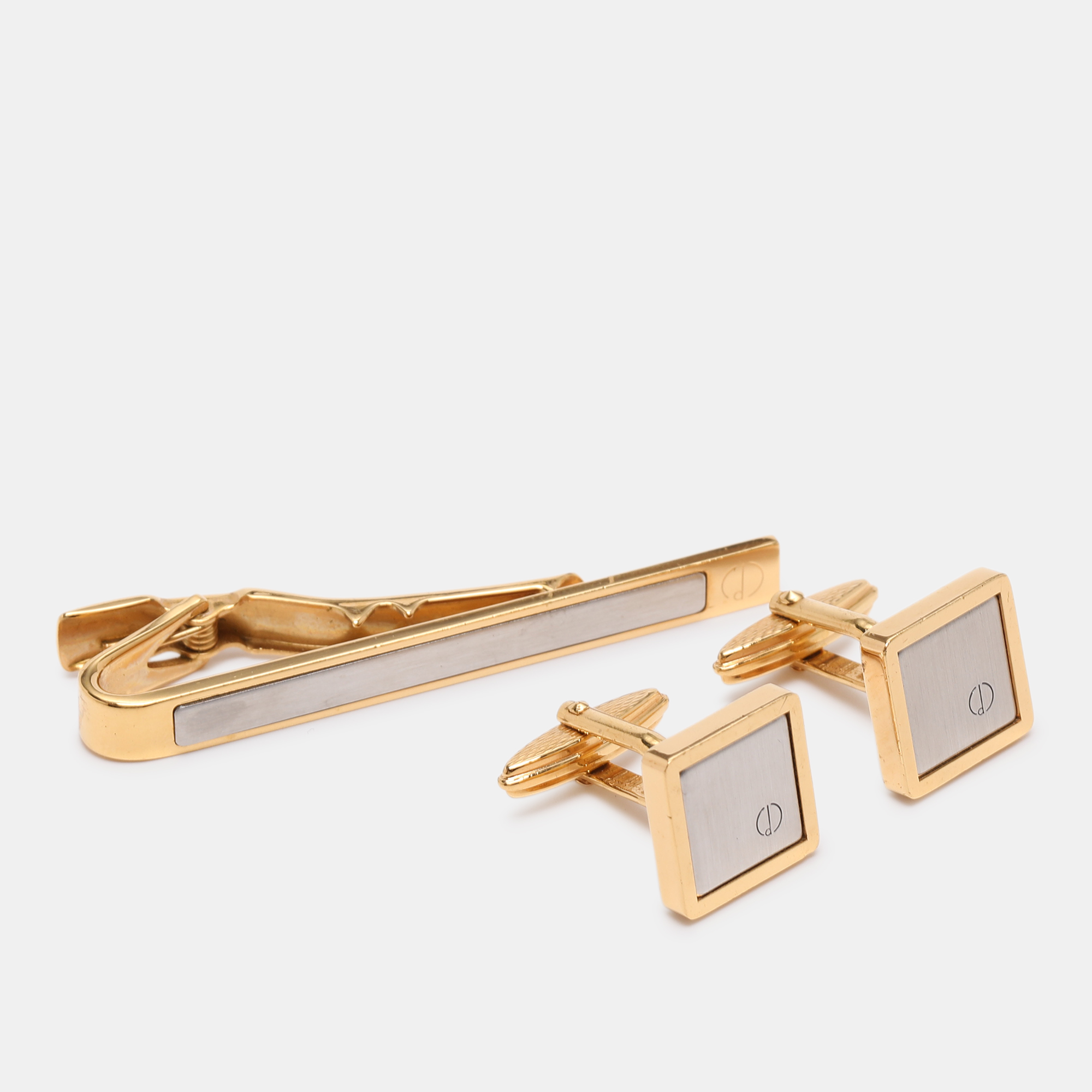 Pre-owned Dunhill Two Tone Hardware Tie Bar Clip And Cufflinks Set In Gold