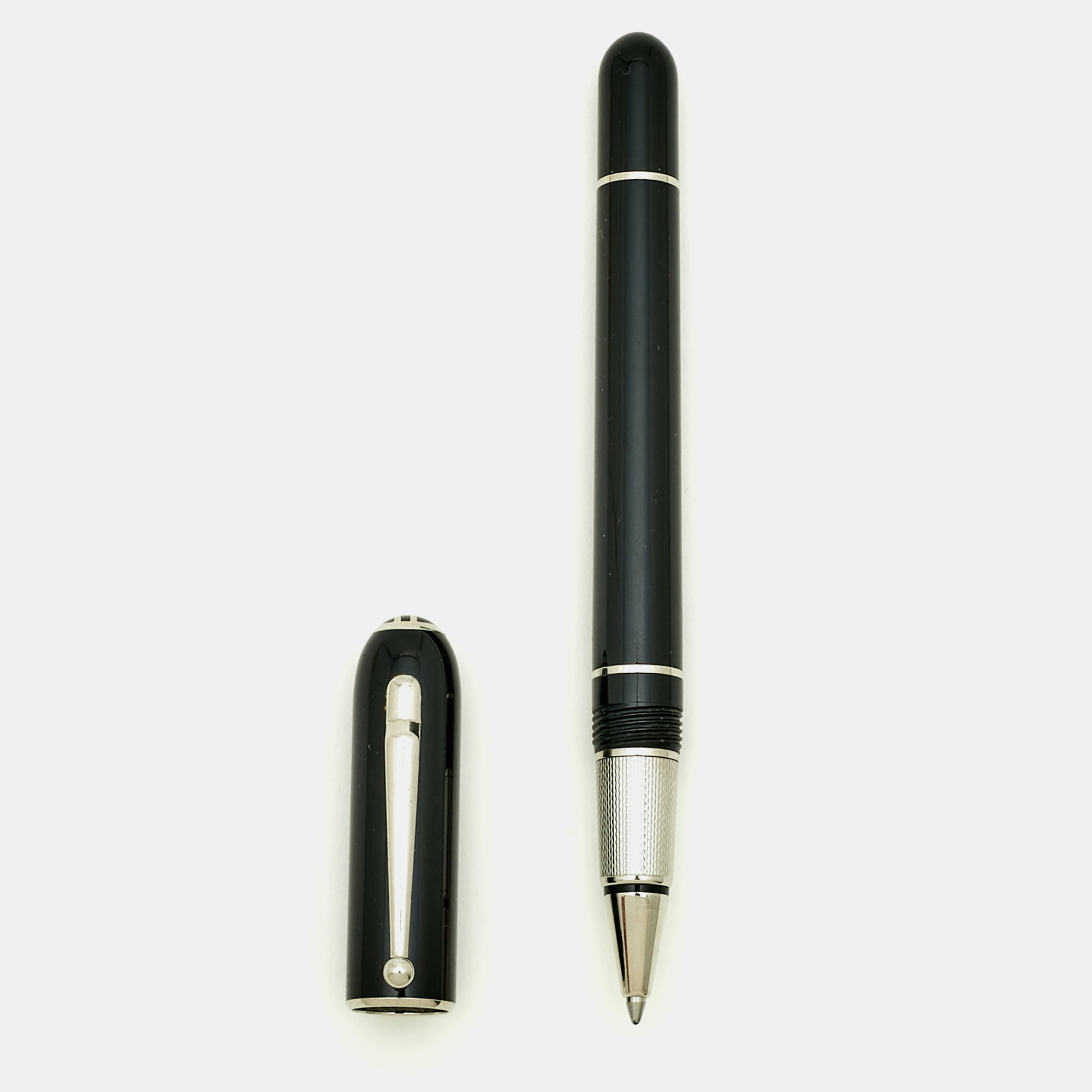 

Dunhill Resin Silver Tone Ballpoint Pen