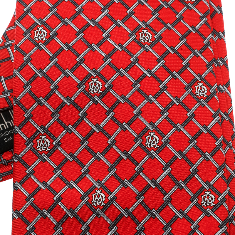 

Dunhill Red Geometric Logo Printed Silk Traditional Tie