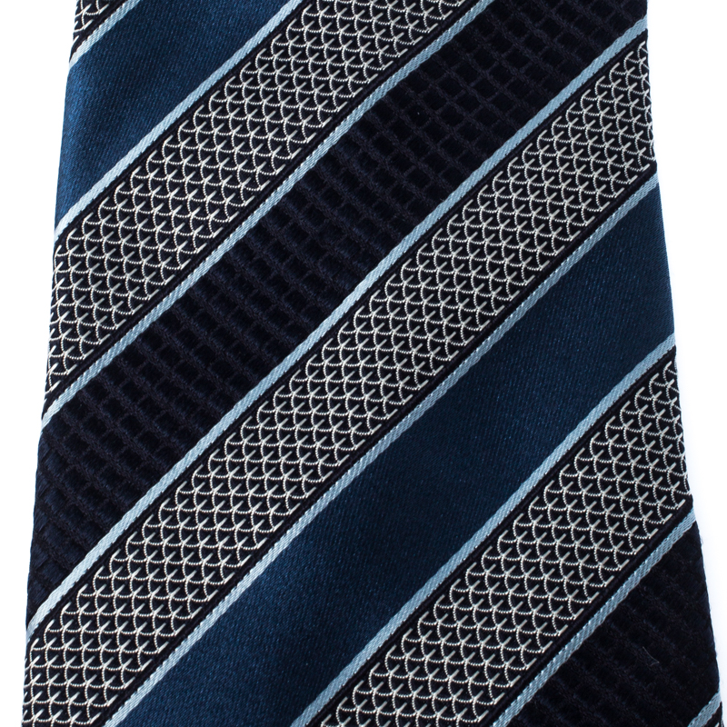 

Ermenegildo Zegna Blue Diagonal Stripe Woven Silk Tie