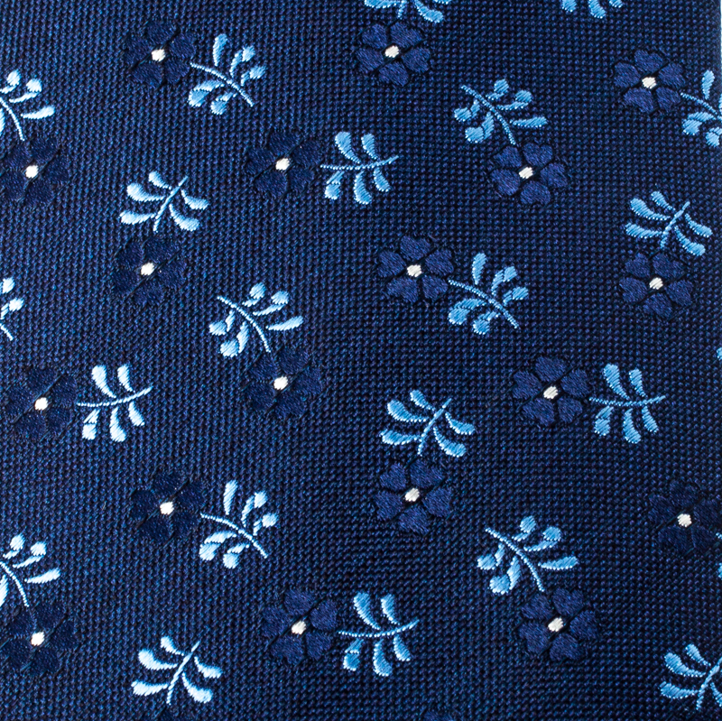

Ermenegildo Zegna Blue Floral Pattern Silk Jacquard Classic Tie