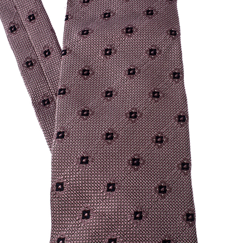 

Ermenegildo Zegna Couture Pink Geometric Patterned Jacquard Silk Tie