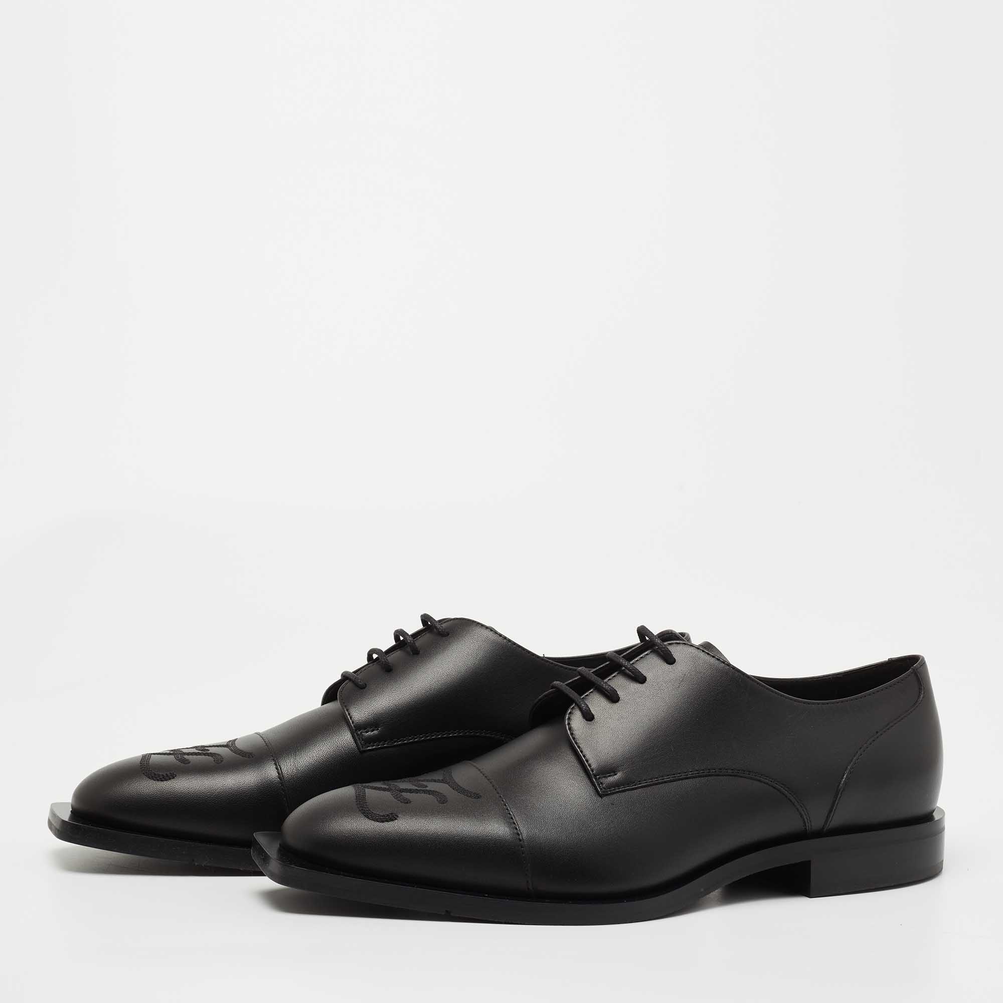 

Fendi Black Leather FF Karligraphy Lace Up Derby Size .5