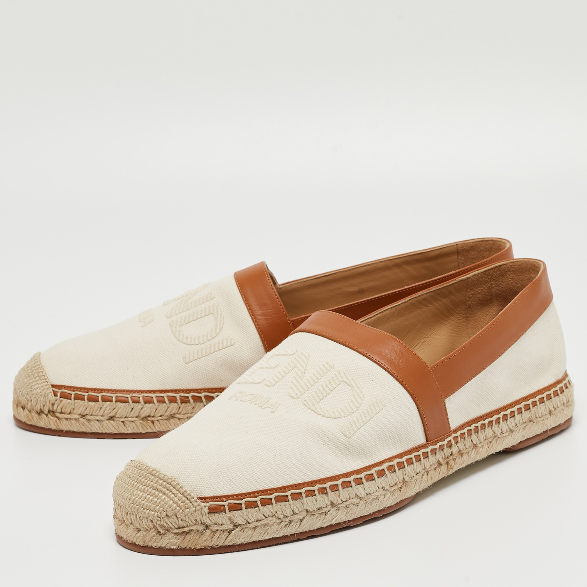 

Fendi Brown/Cream Canvas And Leather Slip On Loafers Size