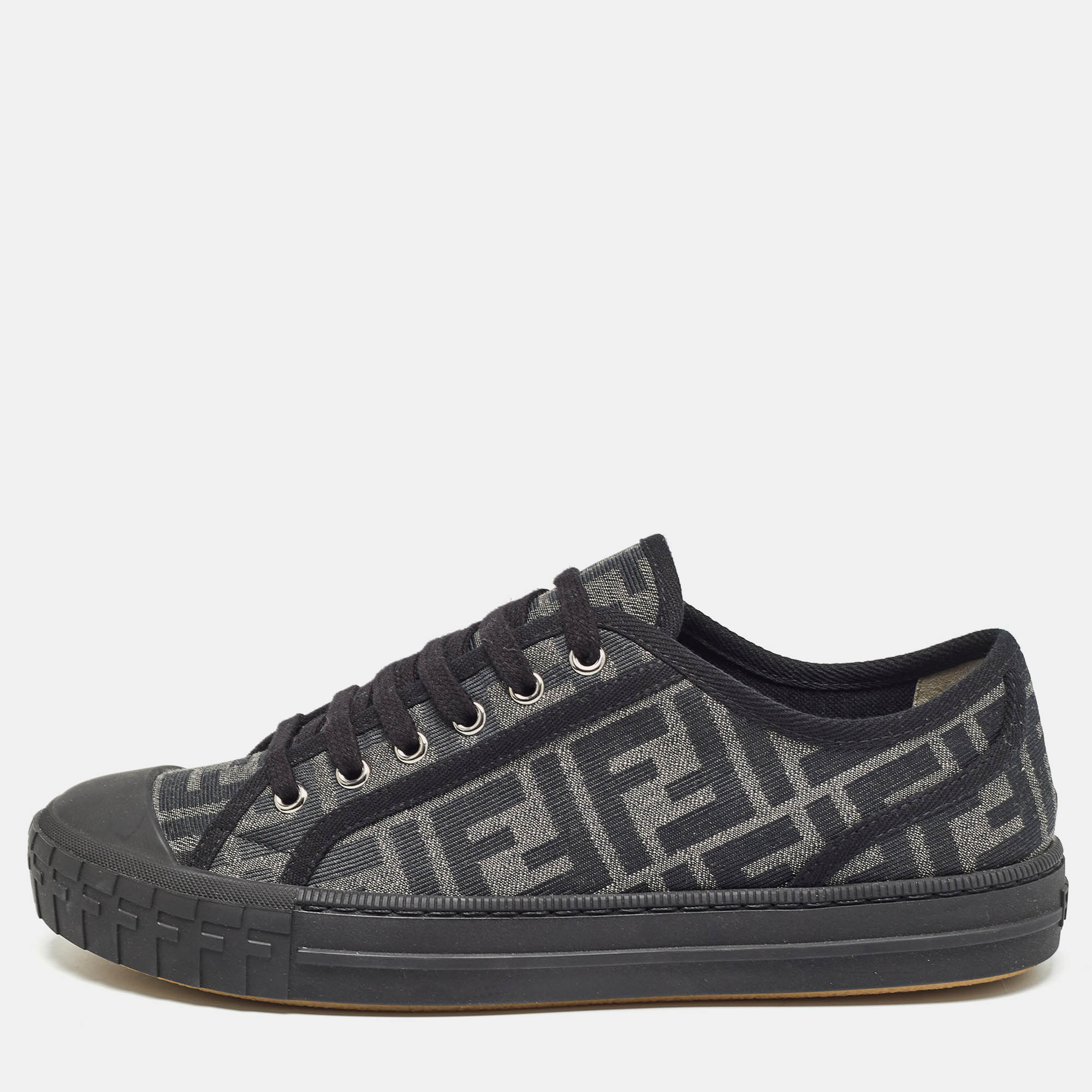 

Fendi Black/Beige FF Canvas Low Top Sneakers Size 40