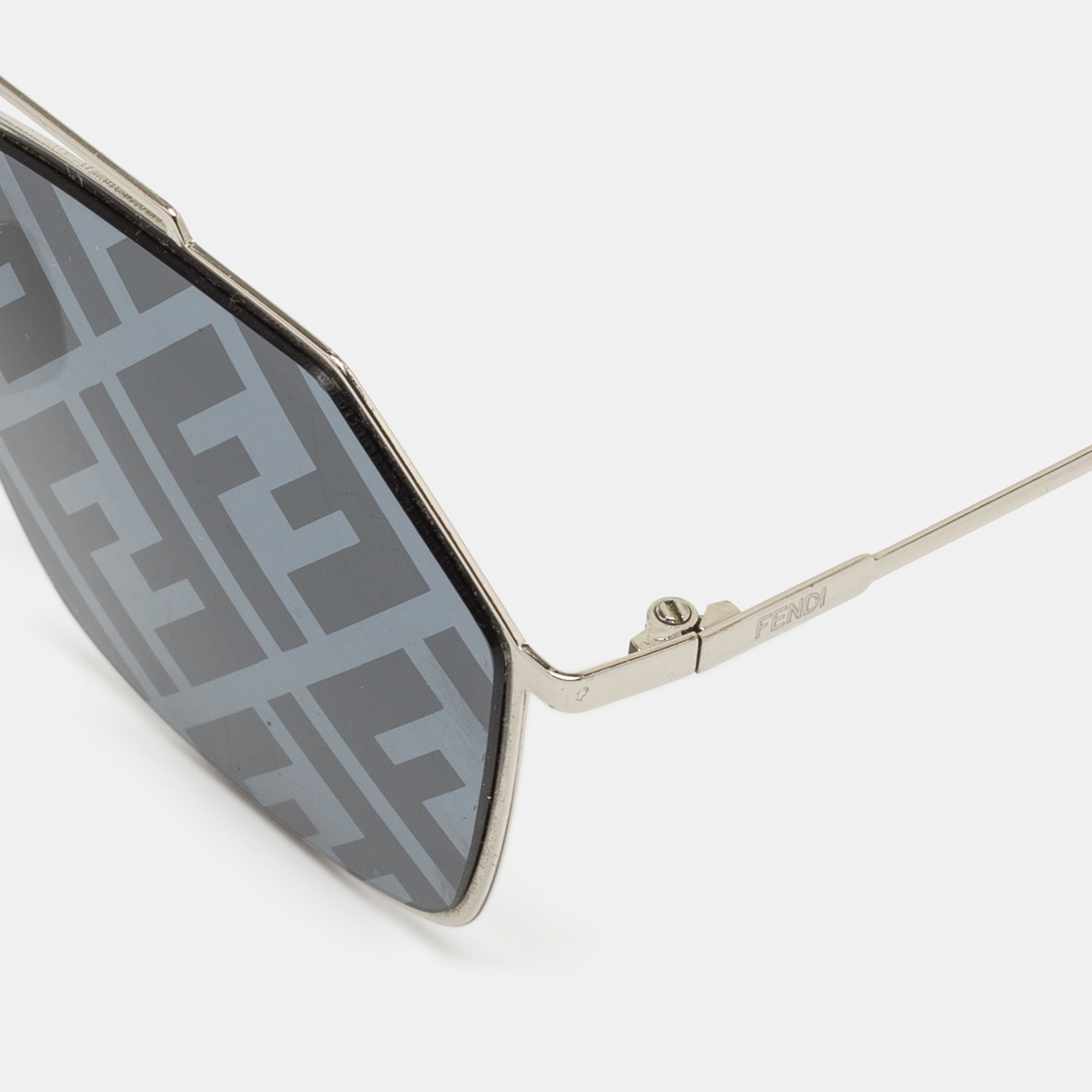

Fendi Silver Tone/Grey Zucca Mirrored M0022 Aviator Sunglasses