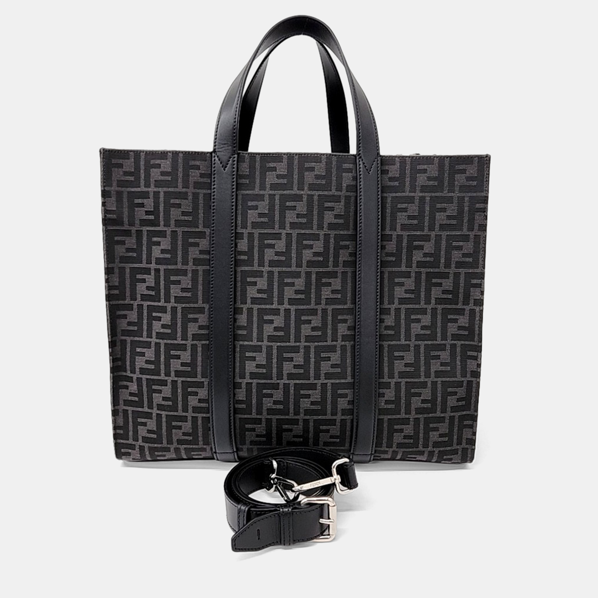 

Fendi Black Fabric FF Jacquard Shopper