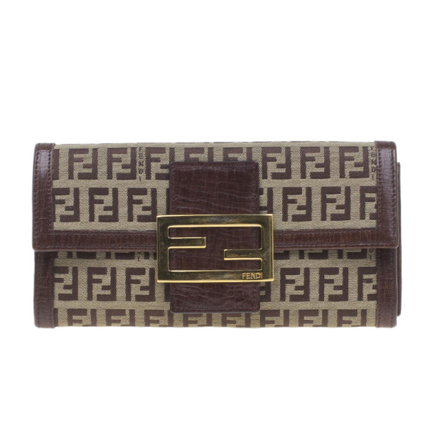 مملوكة مسبقًا Fendi Brown Leather Trim Zucca Continental Wallet