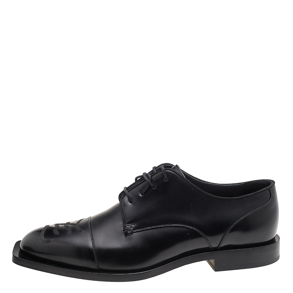 

Fendi Black Leather FF Karligraphy Cap Toe Lace Up Derby Size