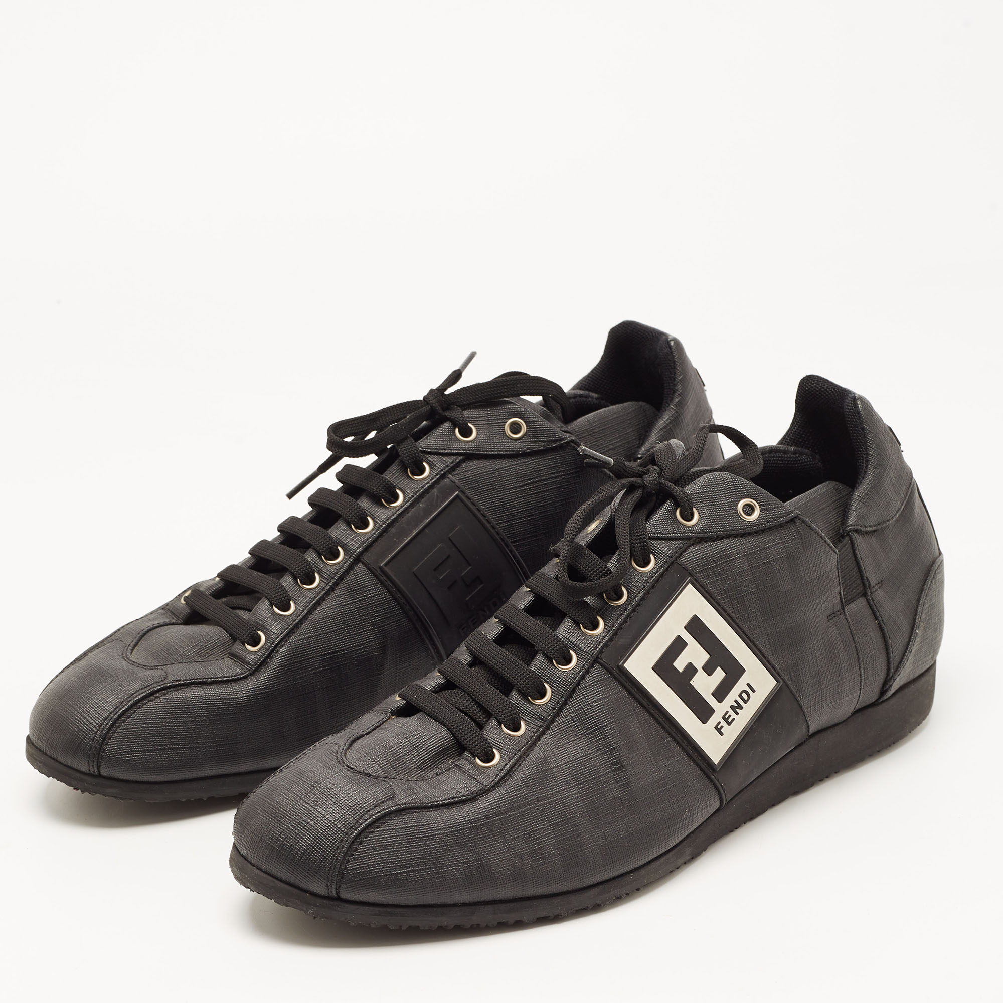 

Fendi Black Coated Canvas F Logo Low Top Sneakers Size