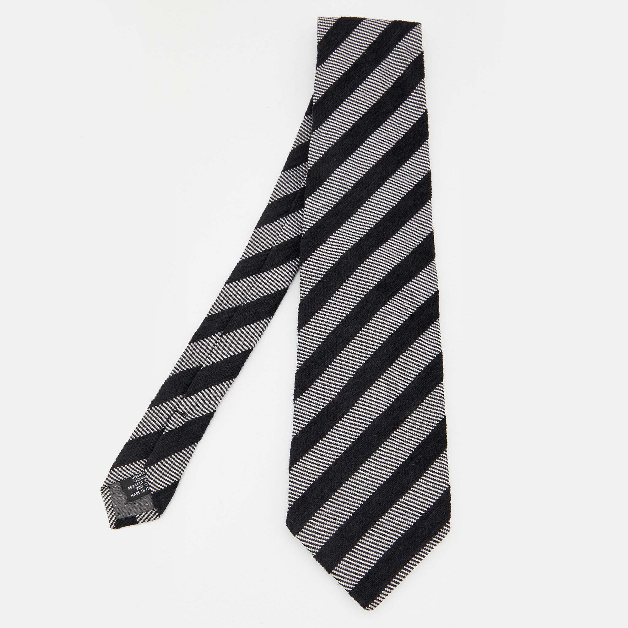 Pre-owned Gianfranco Ferre Grey & Black Diagonal Striped Jacquard Tie