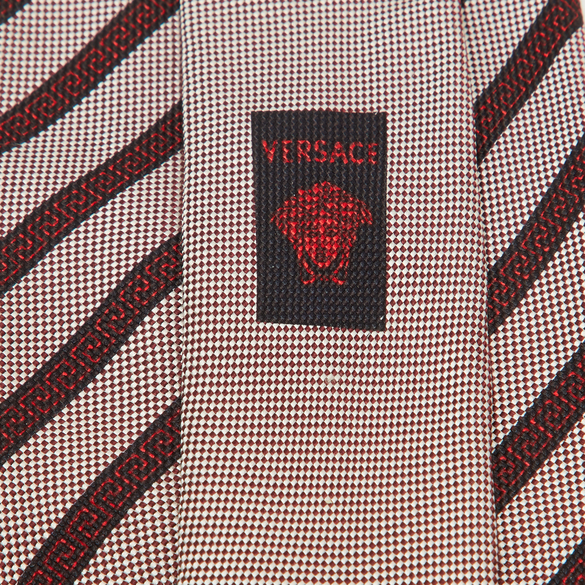 Gianni Versace Vintage Red Printed Silk Traditional Tie 