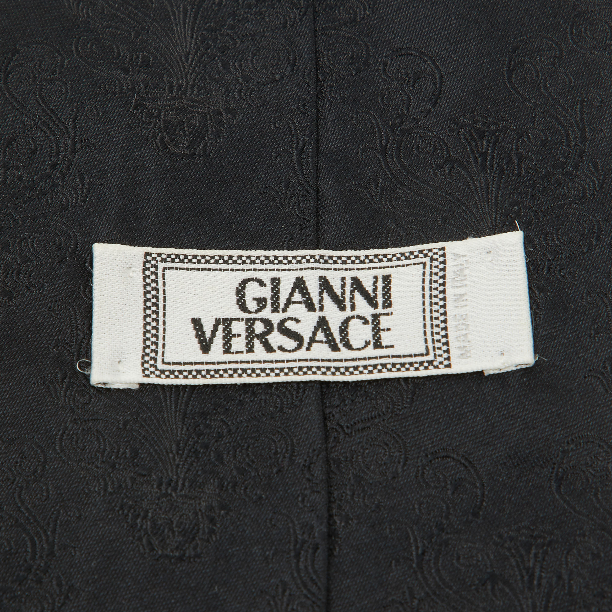 Gianni Versace Vintage Black Silk Traditional Tie 