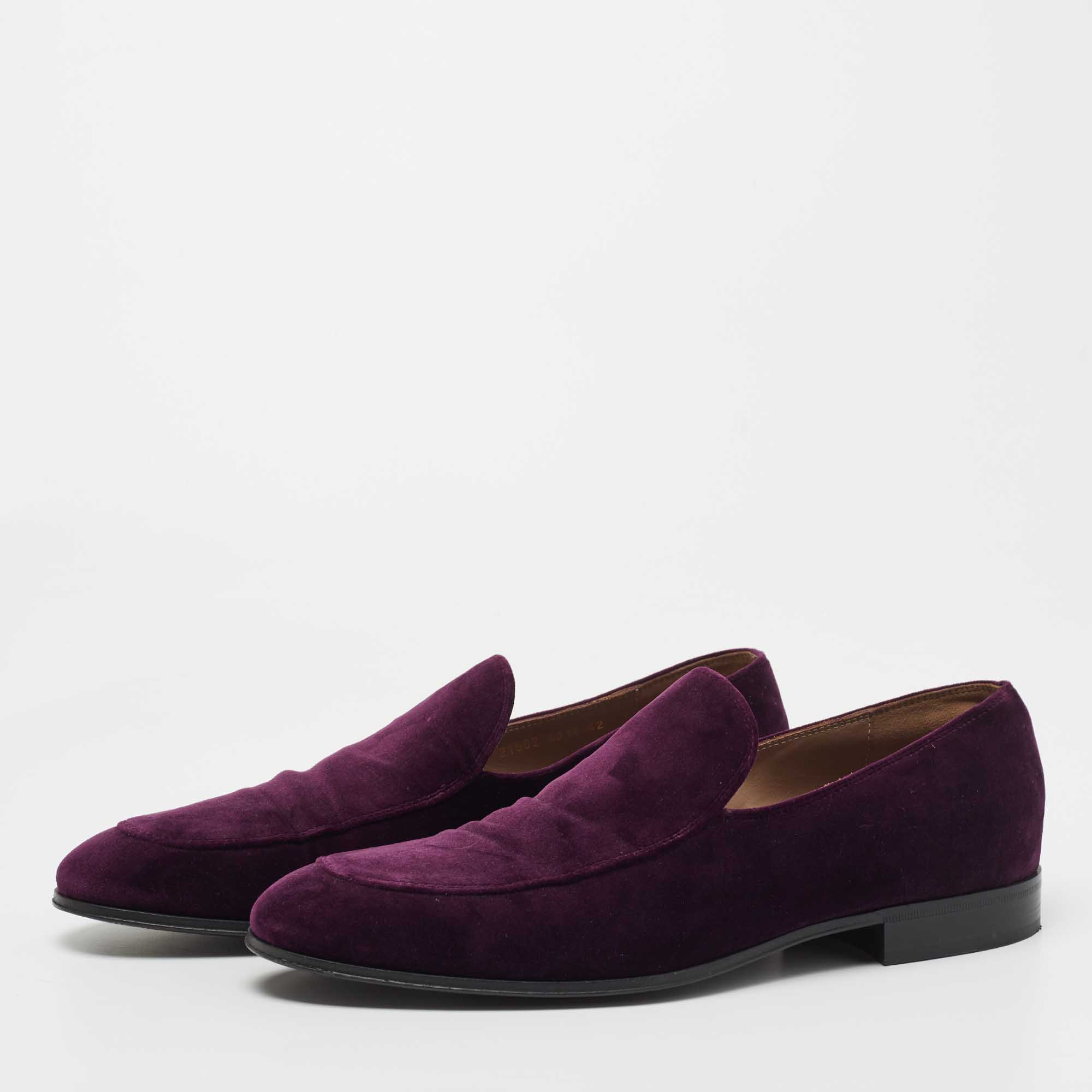 

Gianvito Rossi Purple Suede Slip On Loafers Size