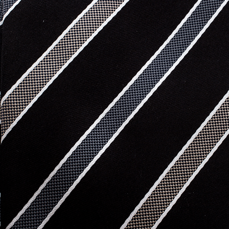 

Giorgio Armani Black Contrast Diagonal Striped Jacquard Silk Tie