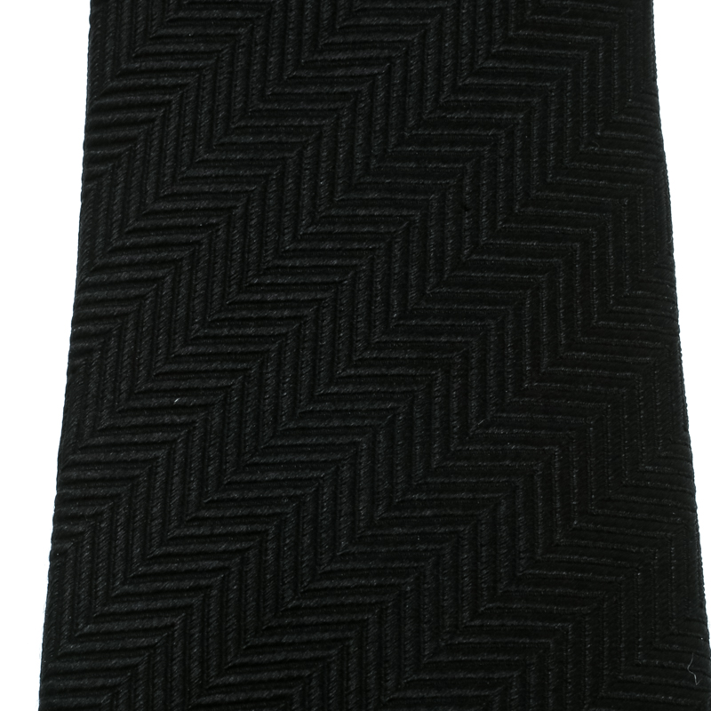 

Giorgio Armani Black Chevron Pattern Silk Jacquard Tie