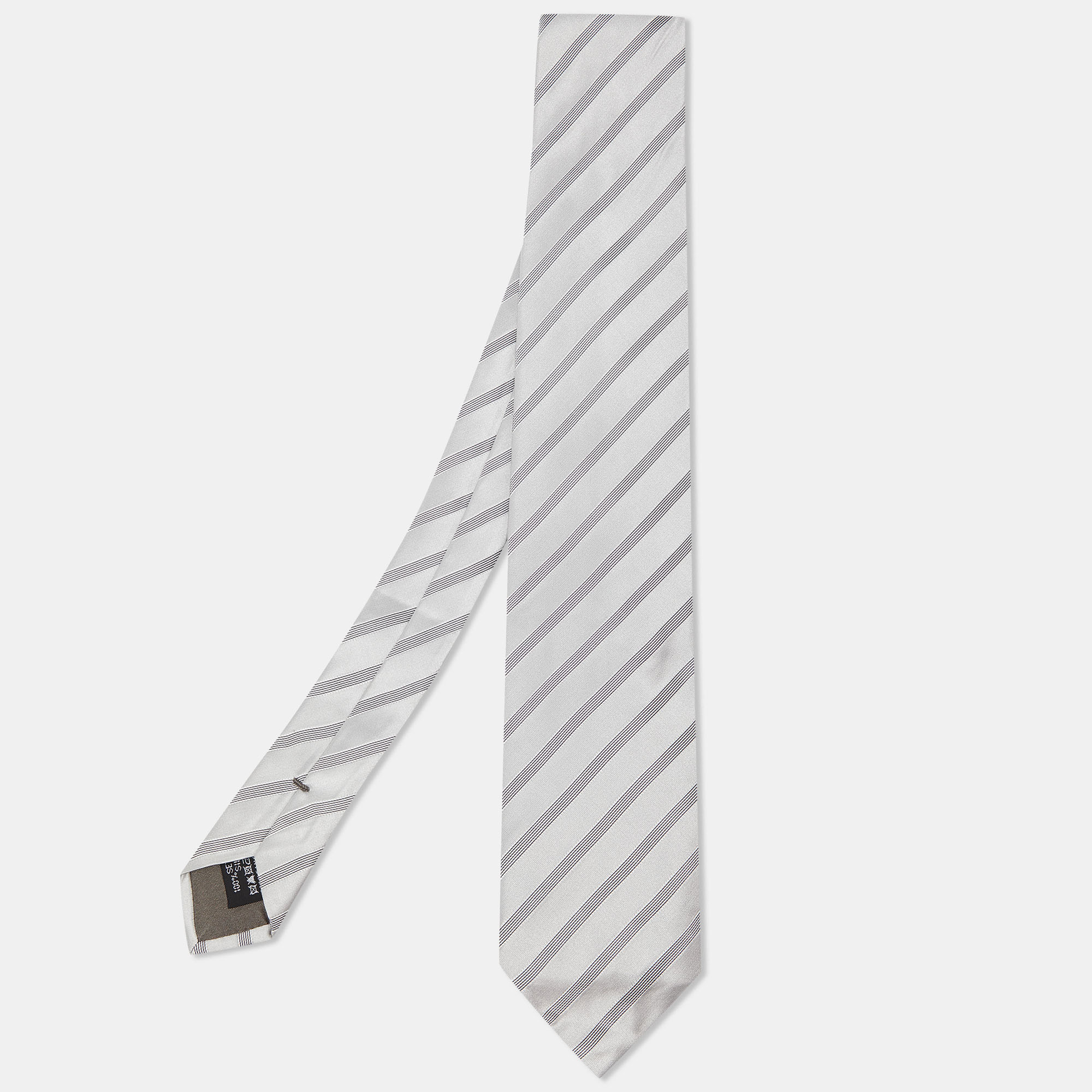 Pre-owned Giorgio Armani Grey Diagonal Striped Silk Tie