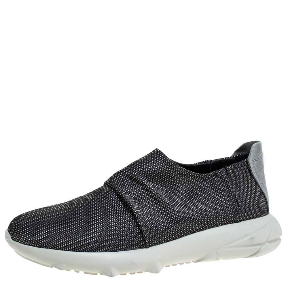 Pre Owned Giorgio Armani Grey Fabric and Suede Low Top Sneakers Size 43