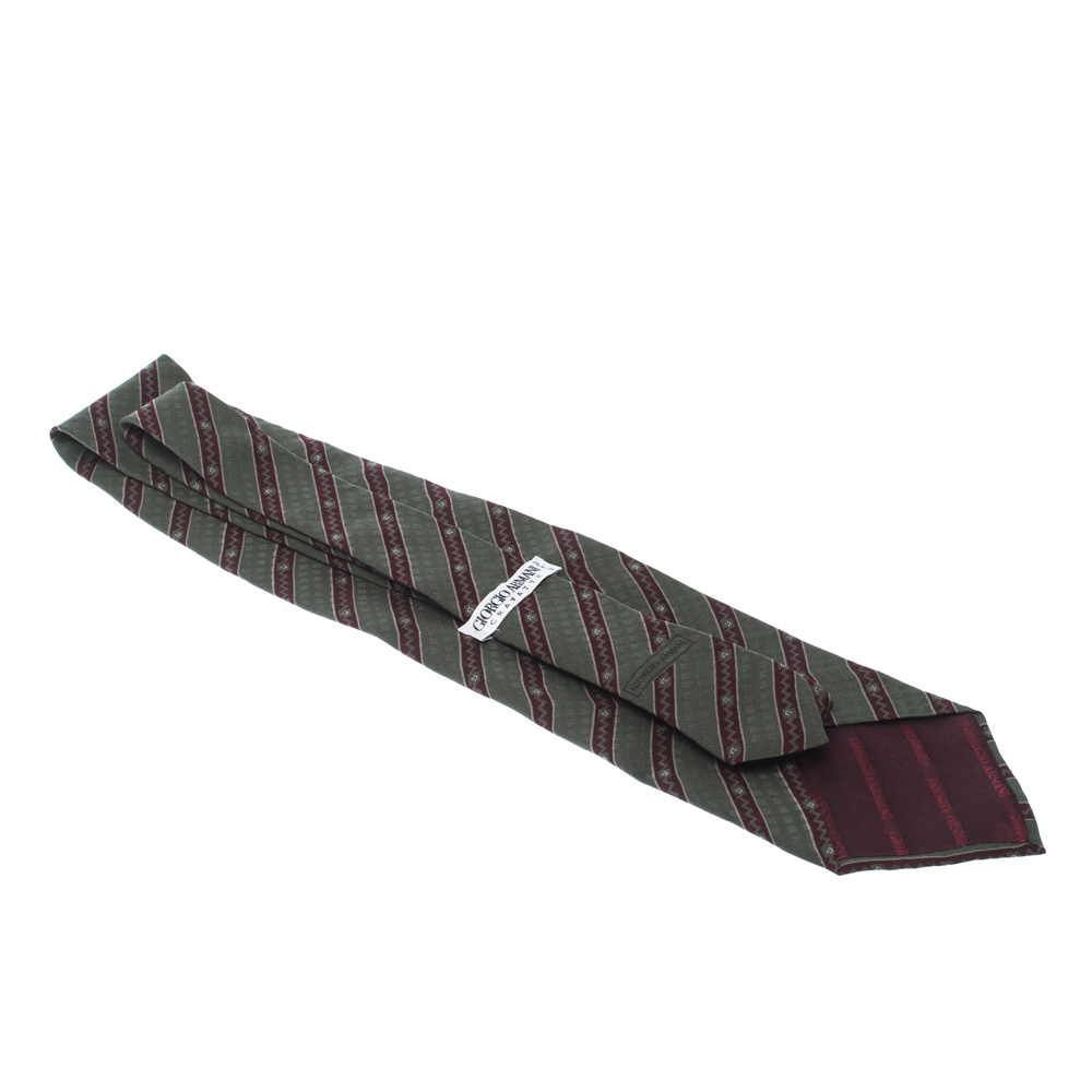 Pre-owned Giorgio Armani Green & Red Diagonal Stripes Silk Jacquard Tie