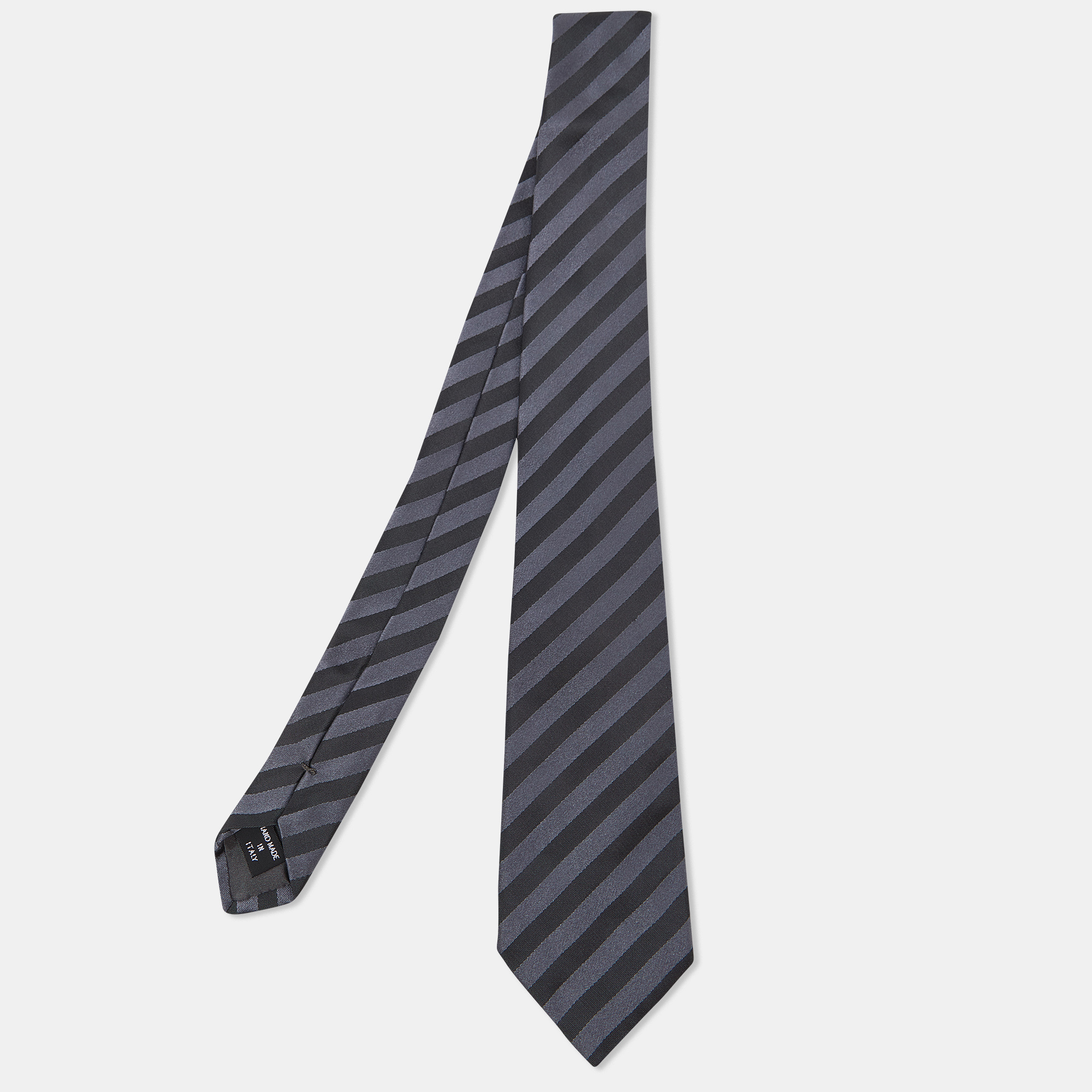 Pre-owned Giorgio Armani Grey Diagonal Striped Silk Tie