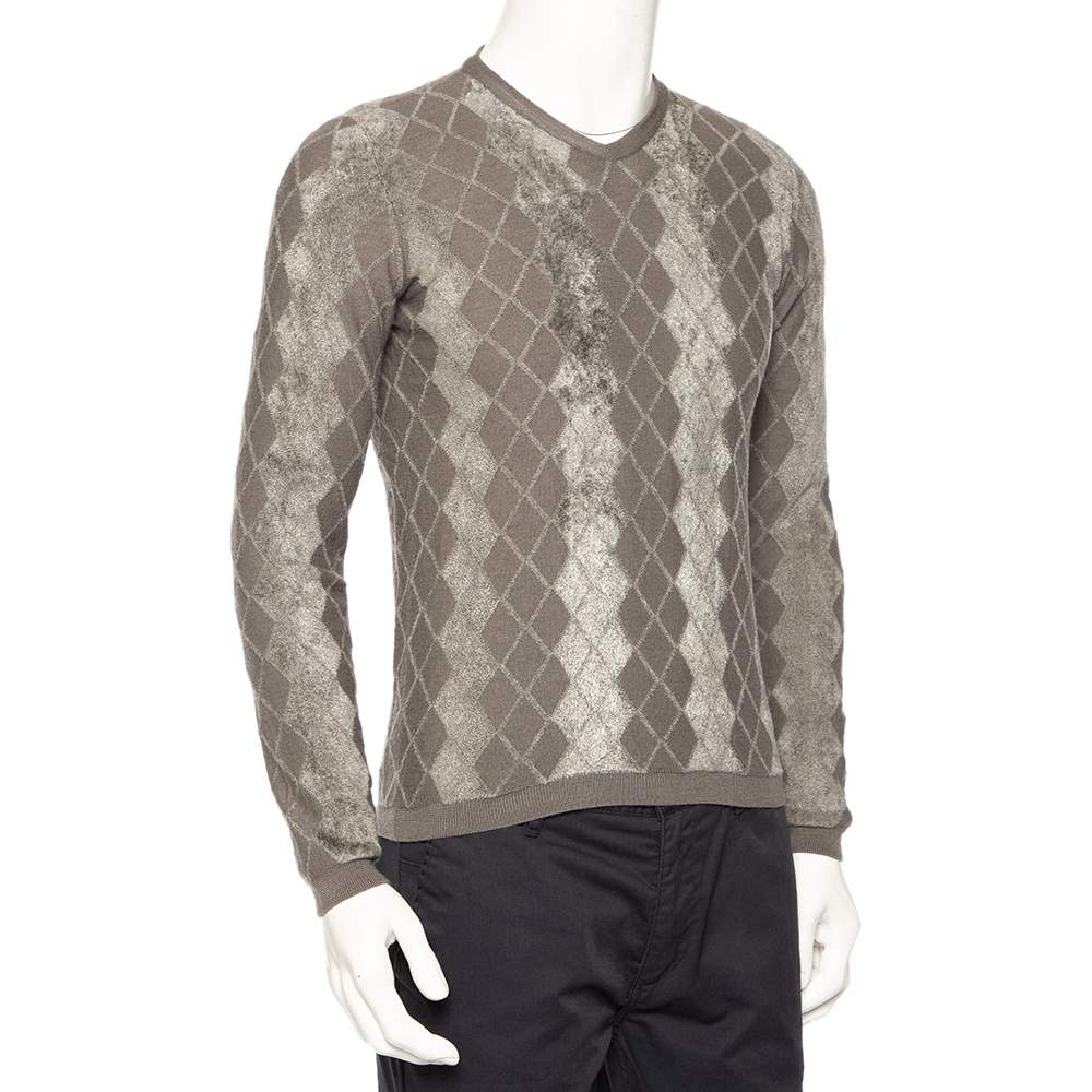 

Giorgio Armani Grey Patterned Knit V-Neck Jumper