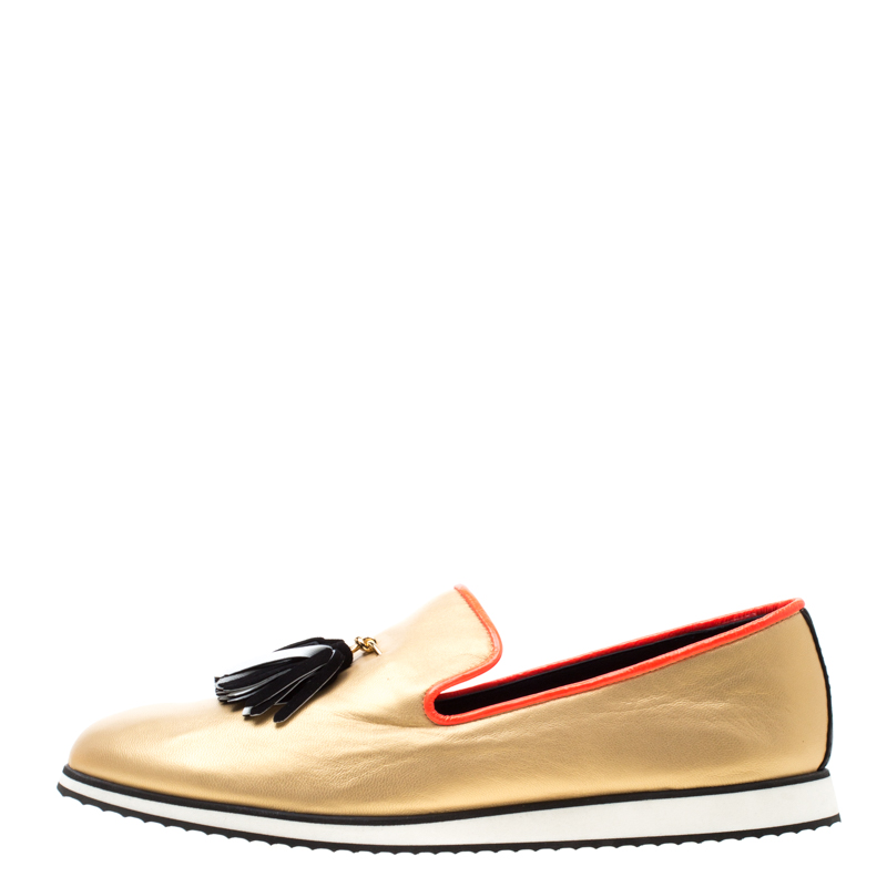 

Giuseppe Zanotti Metallic Gold Leather Tassel Detail Smoking Slippers Size