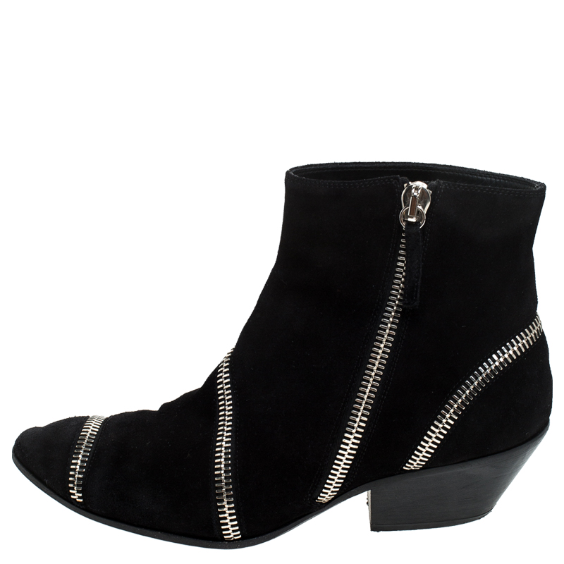 

Giuseppe Zanotti Black Suede Ankle Boots Size