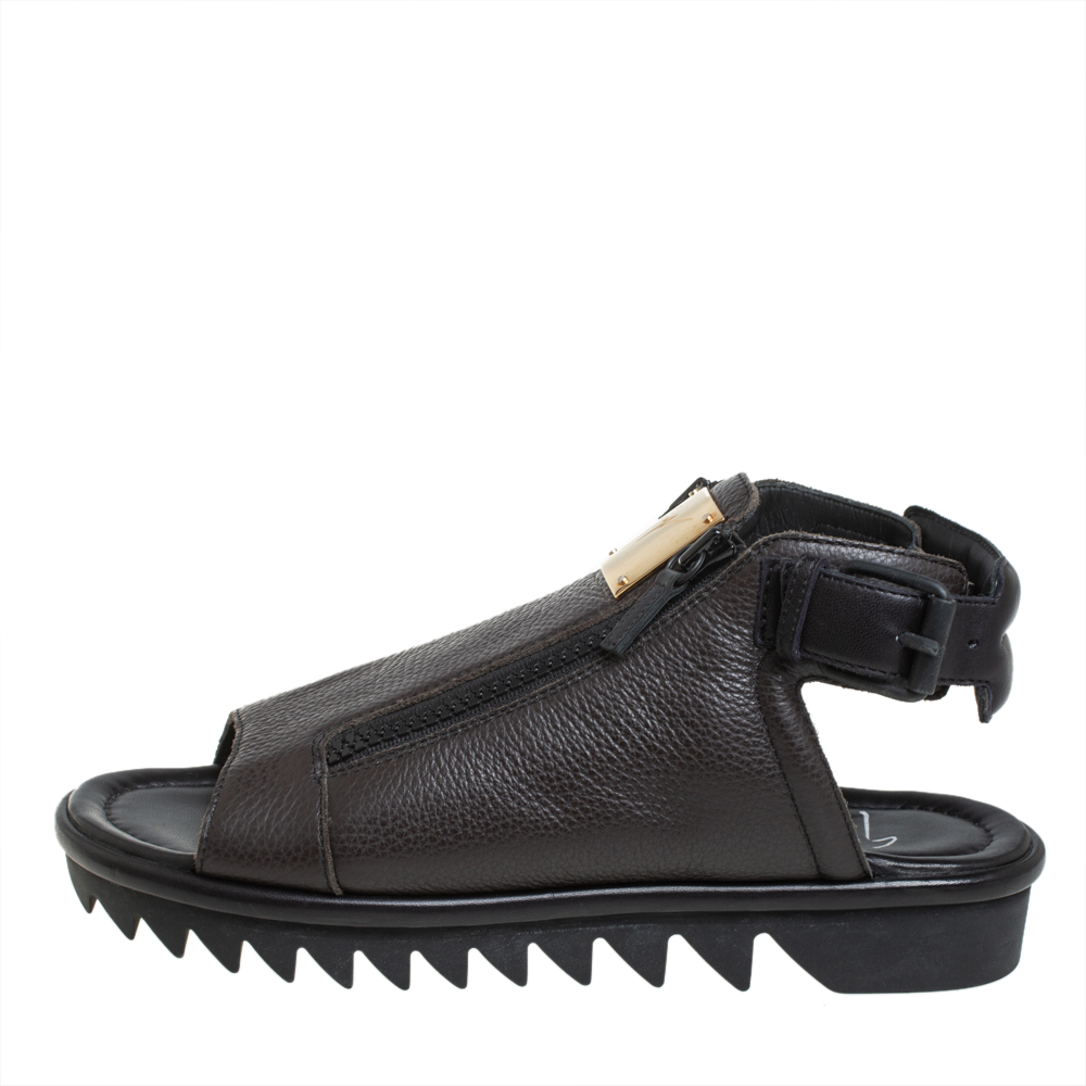 

Giuseppe Zanotti Brown Leather Zipper Detail Slingback Sandals Size