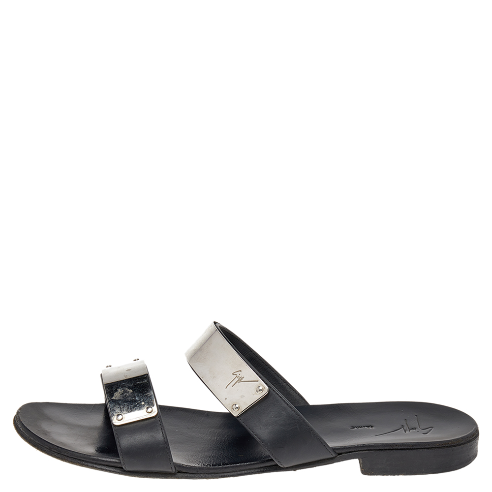 

Guiseppe Zanotti Black Leather Slide Sandals Size