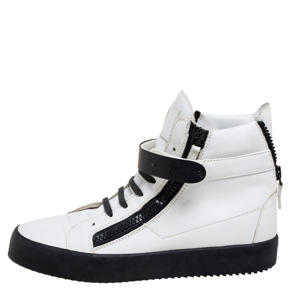 

Giuseppe Zanotti White/Black Leather Zip Detail High-Top Sneakers Size