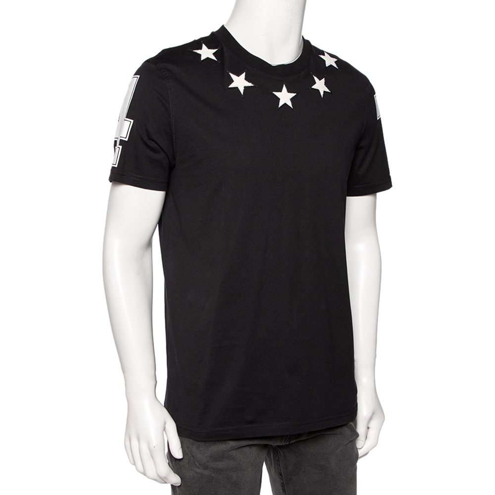 

Givenchy Black Star Applique Detail Cuban Fit T-Shirt