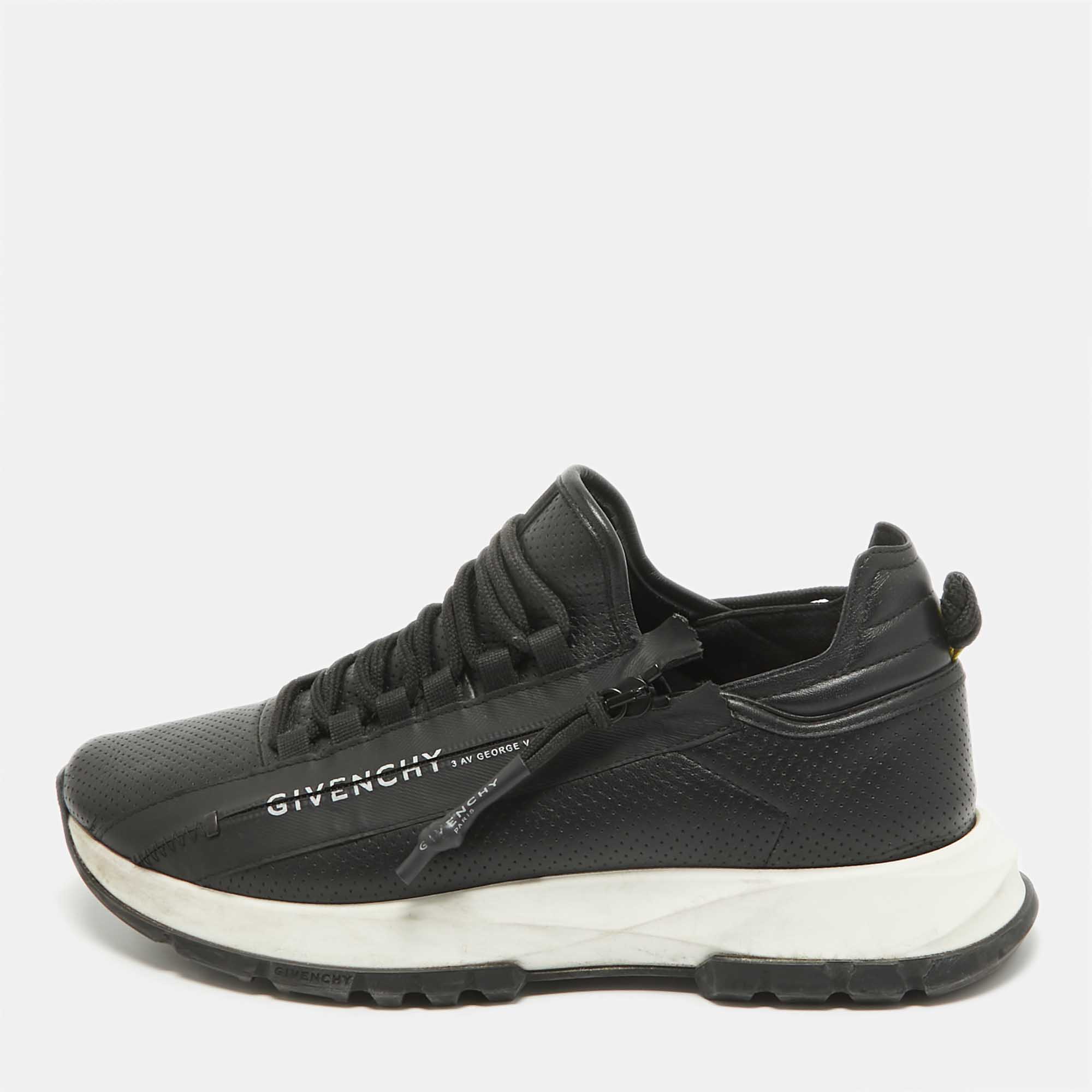 

Givenchy Black Leather Spectre Lace Up Sneakers Size