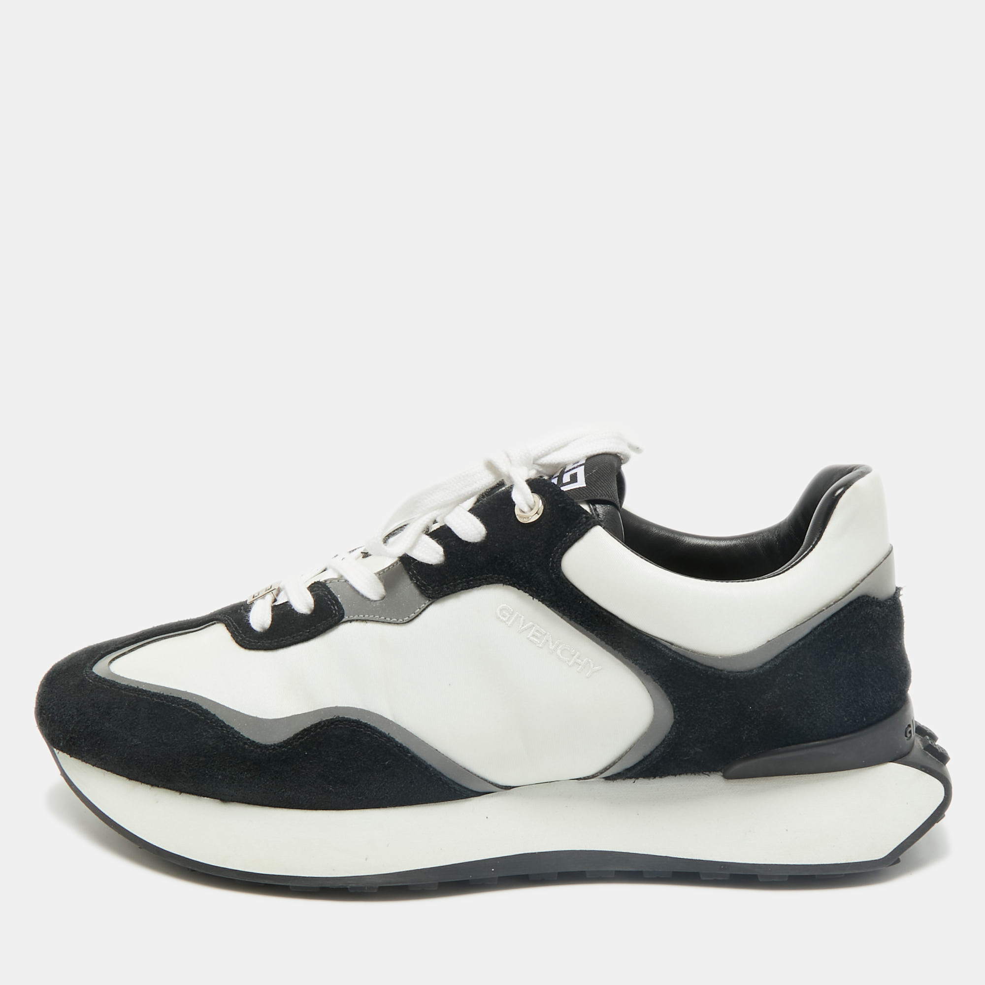 

Givenchy White/Black Nylon and Suede GIV Runner Sneakers Size