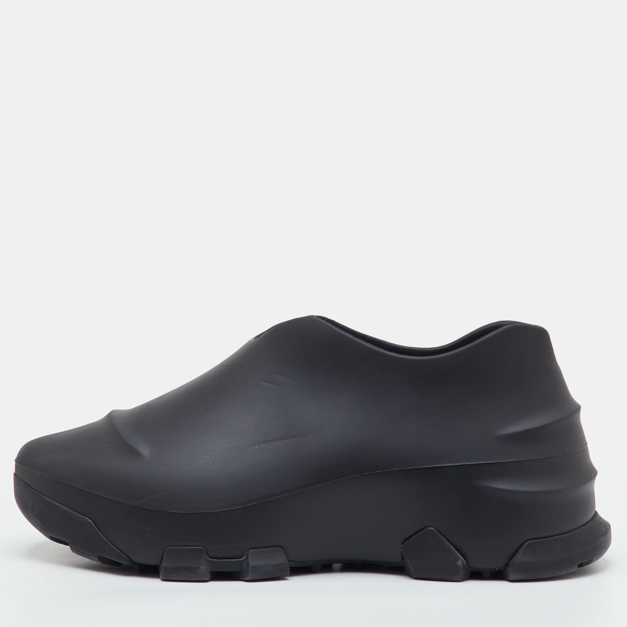 

Givenchy Monumental Mallow Size  Black Rubber Low Slip On Sneakers