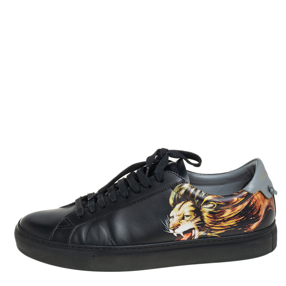 

Givenchy Black Leather Lion Print Urban Street Low Top Sneakers Size