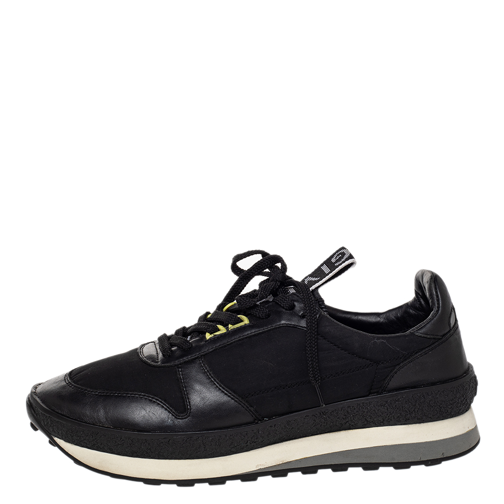 

Givenchy Black Nylon and Leather TR3 Runner Low Top Sneakers Size
