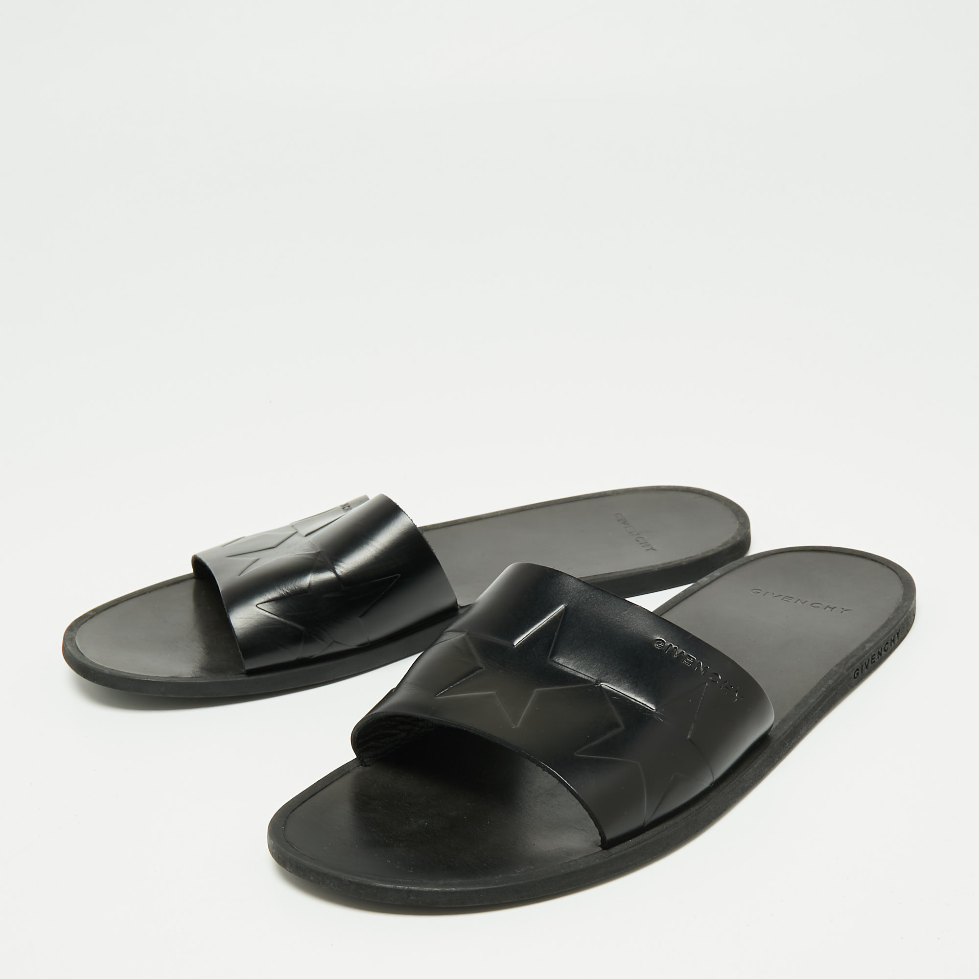 

Givenchy Black Leather Star Embossed Flat Slide Sandals Size